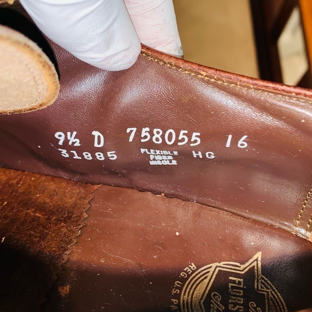 Florsheim Leather Plain Toe Derby. - Picture 16 of 16